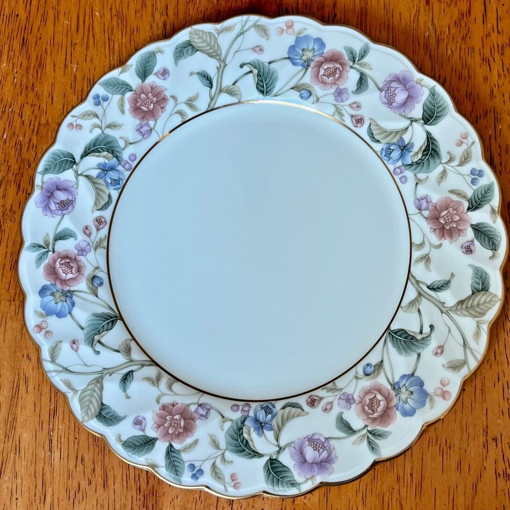 NORITAKE 8" Salad Plate Bone China La Prada Floral Discontinued